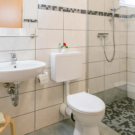 Zur Steinburg Apartment *