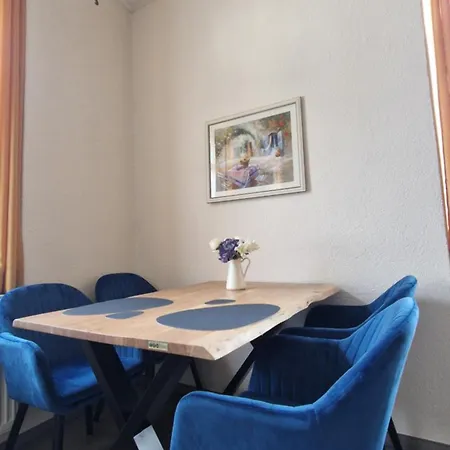 Zur Steinburg Apartamento