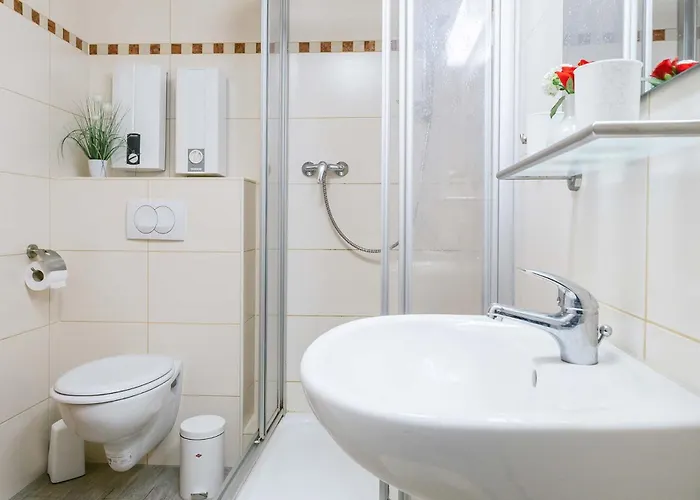 Zur Steinburg Апартаменты *