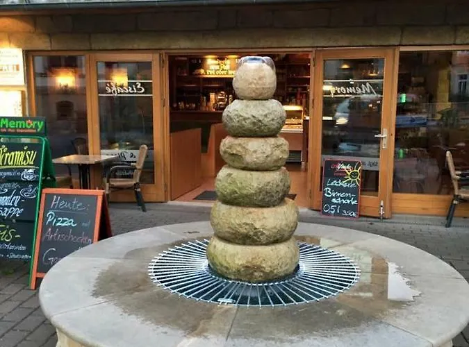 Zur Steinburg Апартаменты